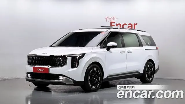 Kia Canival 2025 — photo 1