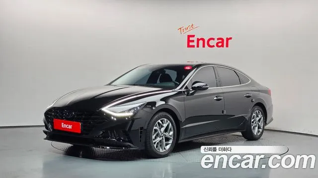 Hyundai Sonata 2022 — photo 1