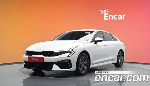 Kia K5 2025 — photo 1