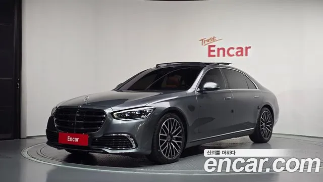 Mercedes-Benz S-Class 2022 — photo 1