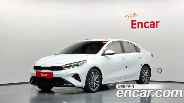 Kia K3 2022 — photo 1