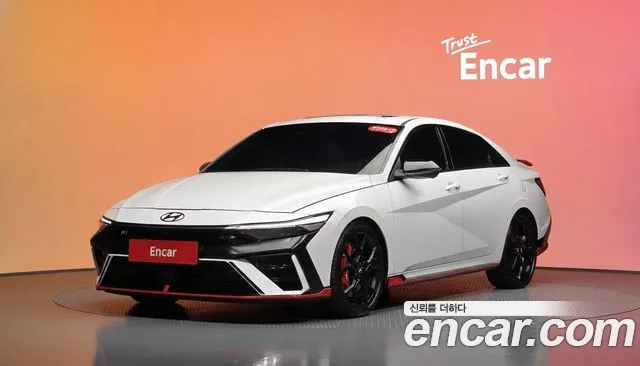 Hyundai AVANTE 2025 — photo 1
