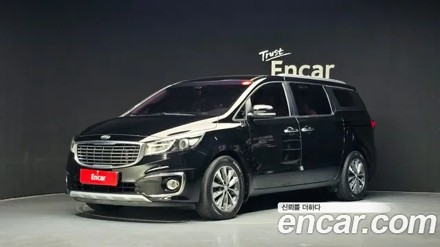 Kia Canival 2017 — photo 1