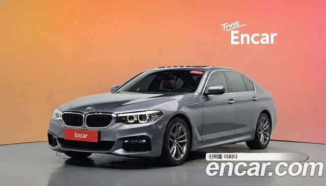 BMW 5-Series 2018 — photo 1