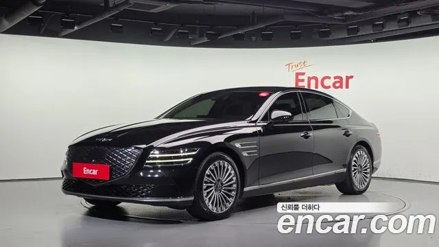 Genesis G80 2022 — photo 1
