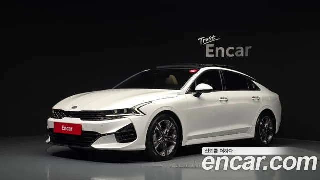 Kia K5 2020 — photo 1