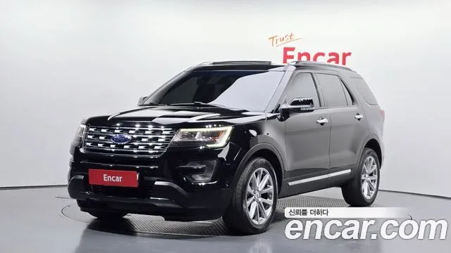 Ford Explorer 2017 — photo 1