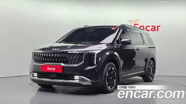 Kia Canival 2024 — photo 1