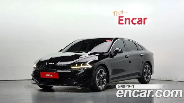 Kia K5 2023 — photo 1