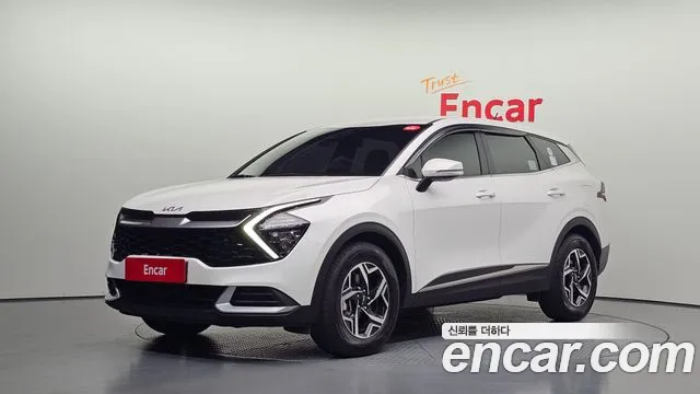 Kia Sportage 2023 — photo 1