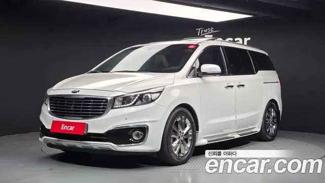 Kia Canival 2016 — photo 1