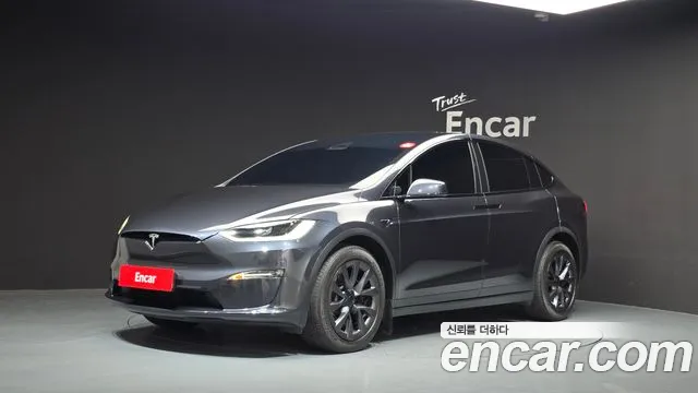 Tesla Model X 2024 — photo 1