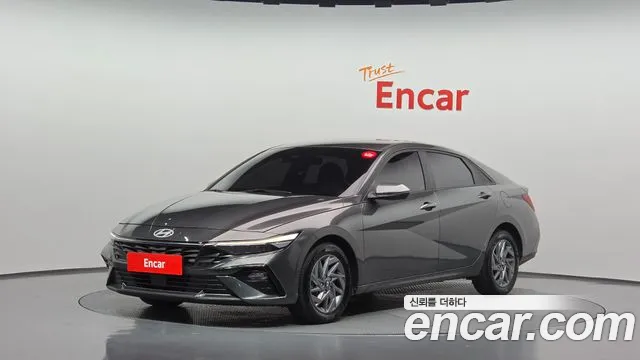 Hyundai AVANTE 2024 — photo 1