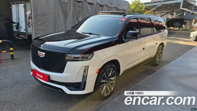 Cadillac Escalade 2022 — photo 1