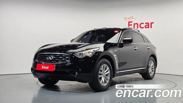 Infiniti FX 2010 — photo 1