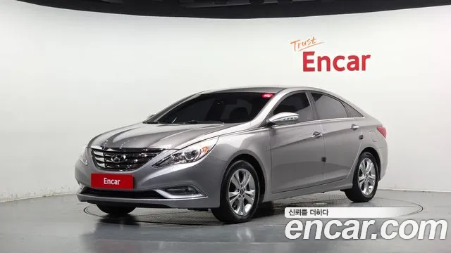 Hyundai Sonata 2011 — photo 1