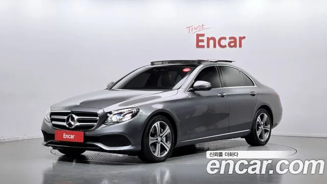 Mercedes-Benz E-Class 2017 — photo 1