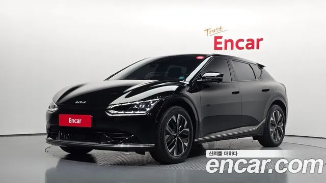 Kia EV6 2023 — photo 1