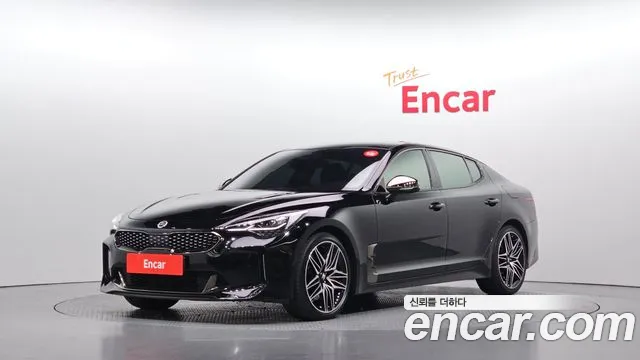 Kia Stinger 2021 — photo 1