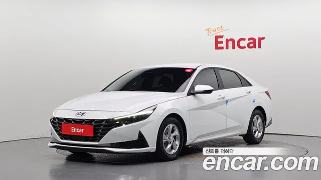Hyundai AVANTE 2023 — photo 1