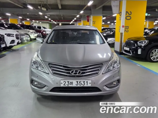 Hyundai Grandeur 2011 — photo 1