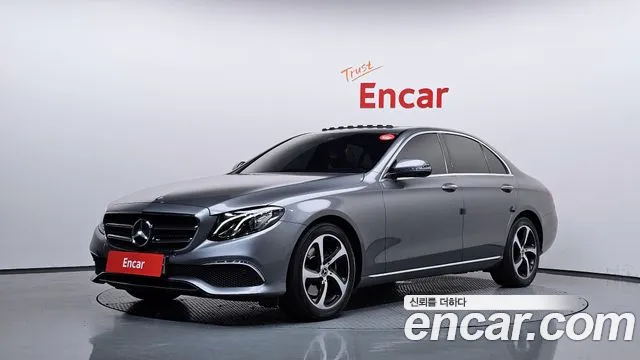 Mercedes-Benz E-Class 2020 — photo 1