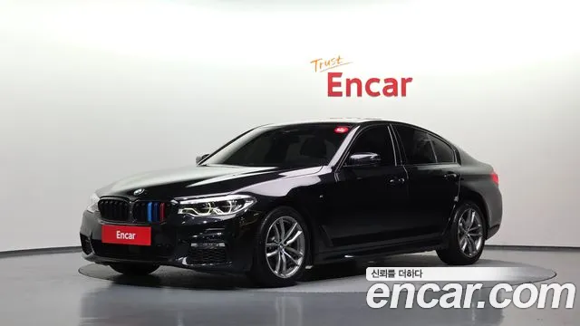 BMW 5-Series 2017 — photo 1