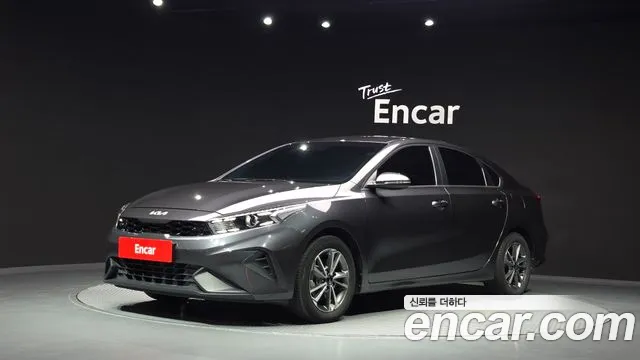 Kia K3 2023 — photo 1