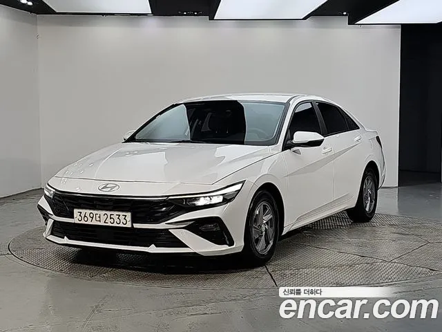 Hyundai AVANTE 2024 — photo 1