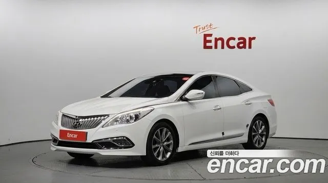 Hyundai Grandeur 2015 — photo 1