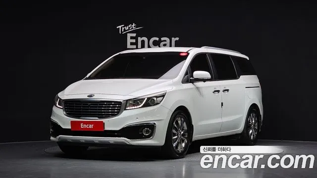 Kia Canival 2016 — photo 1