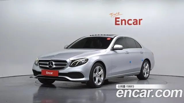 Mercedes-Benz E-Class 2017 — photo 1