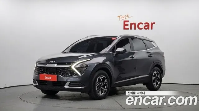Kia Sportage 2023 — photo 1