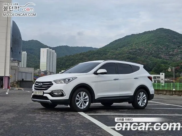 Hyundai Santafe 2018 — photo 1