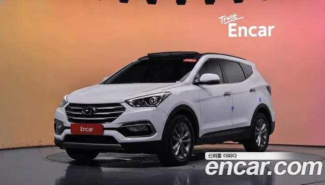 Hyundai Santafe 2017 — photo 1