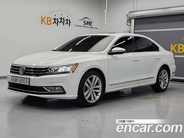 Volkswagen Passat 2018 — photo 1