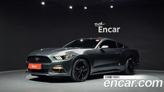 Ford Mustang 2016 — photo 1
