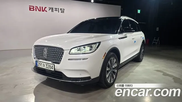 Lincoln Corsair 2021 — photo 1