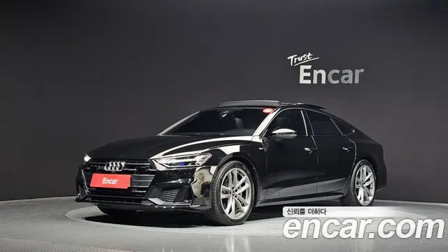 Audi A7 2022 — photo 1