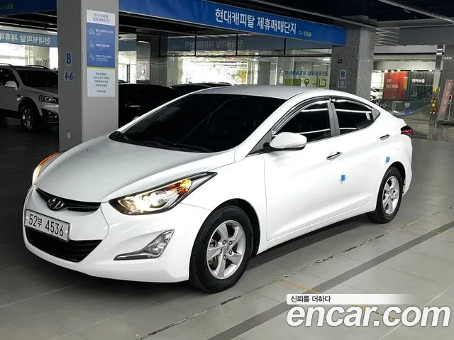 Hyundai AVANTE 2016 — photo 1