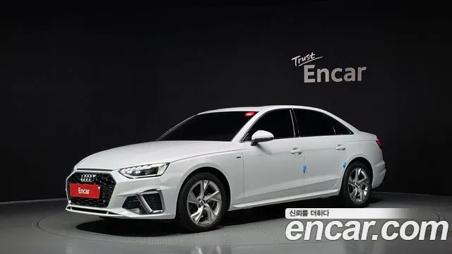 Audi A4 2021 — photo 1