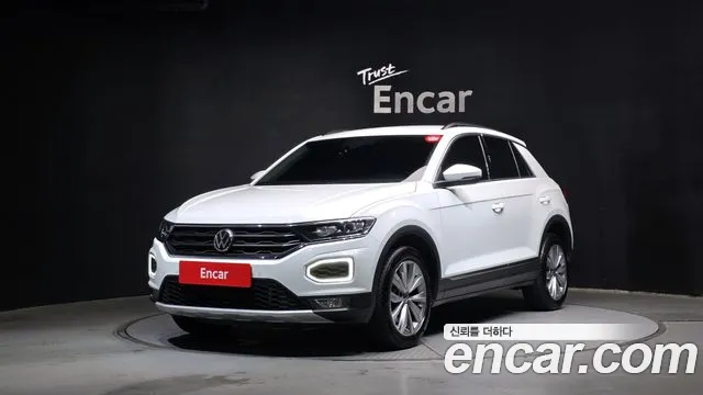 Volkswagen T-Roc 2021 — photo 1