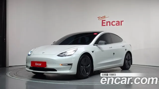 Tesla Model 3 2020 — photo 1