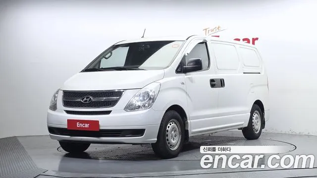 Hyundai Starex 2011 — photo 1