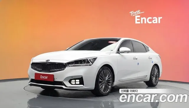 Kia K7 2017 — photo 1