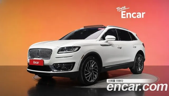 Lincoln Nautilus 2020 — photo 1