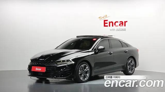 Kia K5 2022 — photo 1