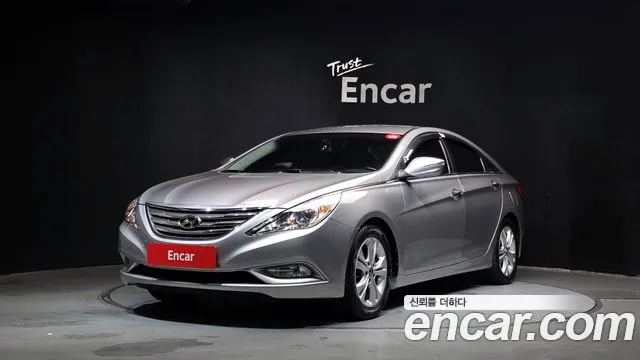 Hyundai Sonata 2012 — photo 1