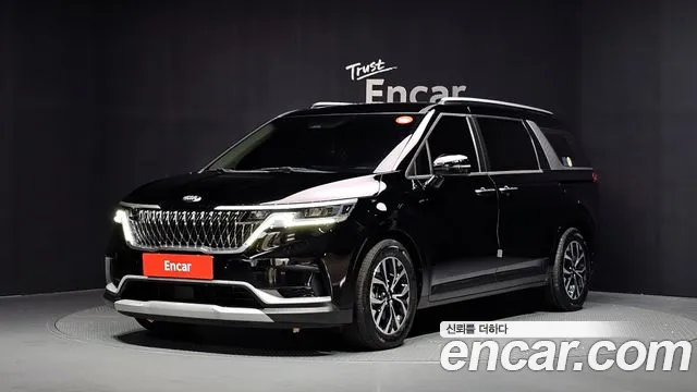 Kia Canival 2021 — photo 1