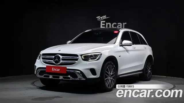 Mercedes-Benz GLC-Class 2021 — photo 1